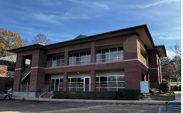 Pictures of Office property located at 595 Northpark Dr, Ridgeland, MS 39157 for sales - image #1
