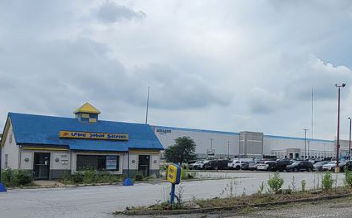Pictures of Retail property located at 2520 Romig Rd, Akron, OH 44320 for sales - image #1
