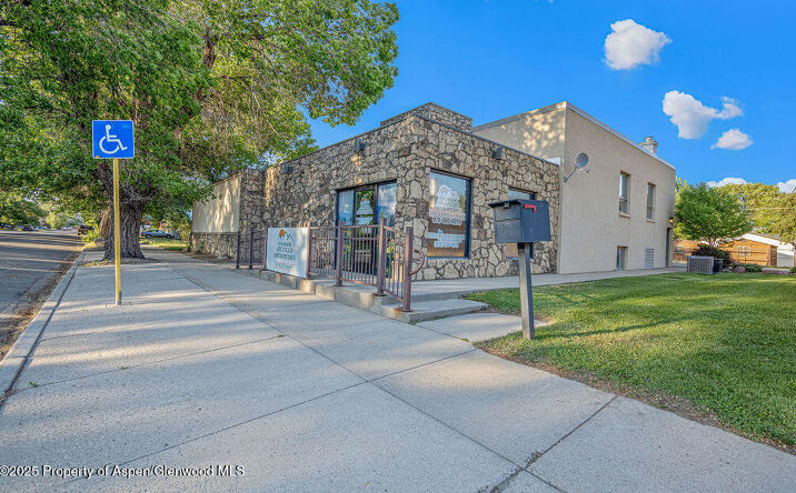 Pictures of Retail, Office property located at 651 Yampa Ave, Craig, CO 81625 for sales - image #1