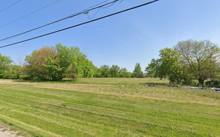 Pictures of Land property located at 1200 Green Bay Rd, Kenosha, WI 53144 for sales - image #1