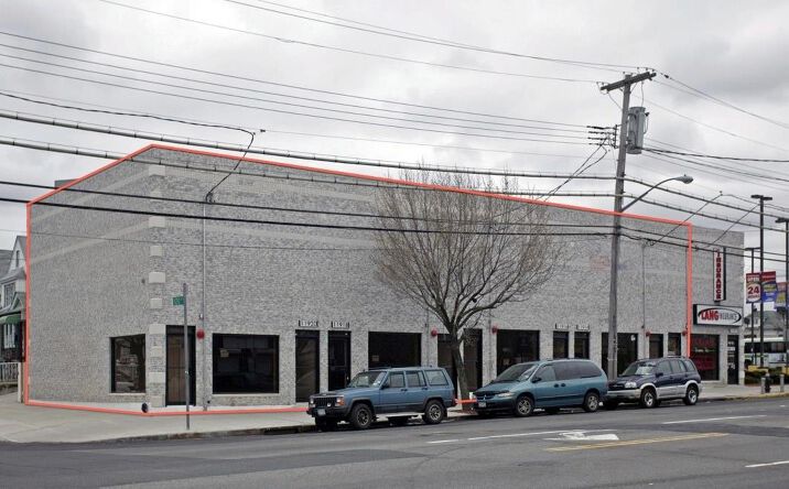 Pictures of Retail property located at 11914 Rockaway Boulevard, New York, NY 11420 for sales - image #1
