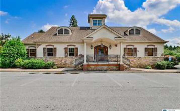 Pictures of Office property located at 3839 Easton Ave, Bethlehem, PA 18020 for sales - image #1