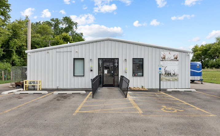 Pictures of Industrial property located at 21804 W Grant Hwy, Marengo, IL 60152-2943 for sales - image #1