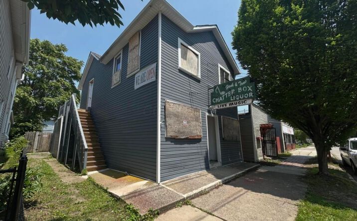 Pictures of Mixed Use property located at 554 E Whittier Street #554-554 1/2, Columbus, OH 43206 for sales - image #1