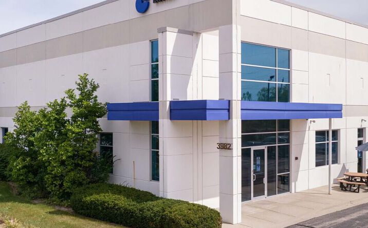 Pictures of Office, Industrial property located at 3982 Ryan Rd, Gurnee, IL 60031 for sales - image #1