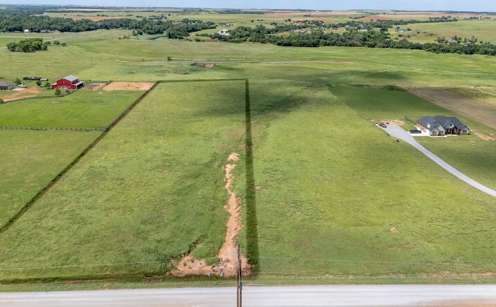 Pictures of Land property located at 0000 E. Arapaho Road, Weatherford, OK 73096 for sales - image #1