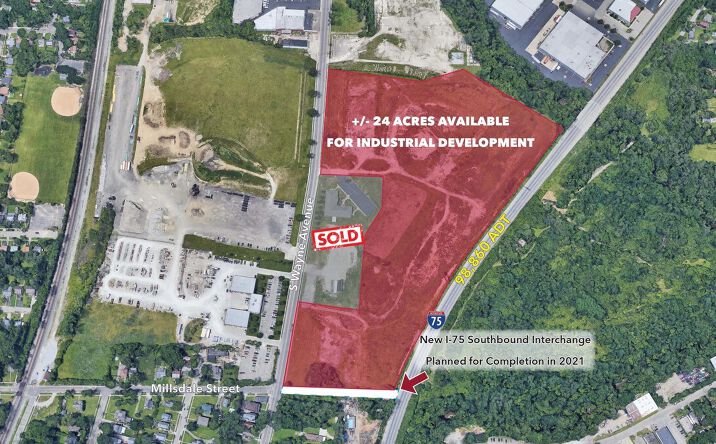 Pictures of Land property located at 320 S Wayne Ave, Cincinnati, OH 45215 for sales - image #1