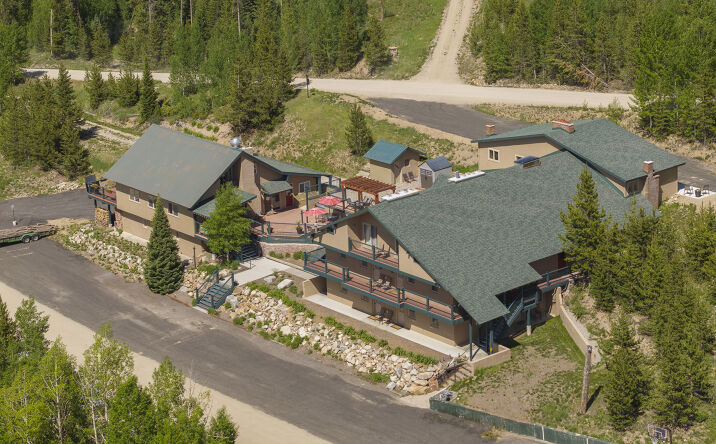 Pictures of Hospitality property located at 425 County Rd 5001, Fraser, CO 80442 for sales - image #1