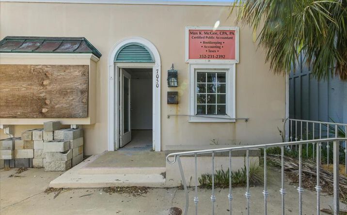 Pictures of Retail, Office property located at 7050 C Street, Cedar Key, FL 32625 for sales - image #1