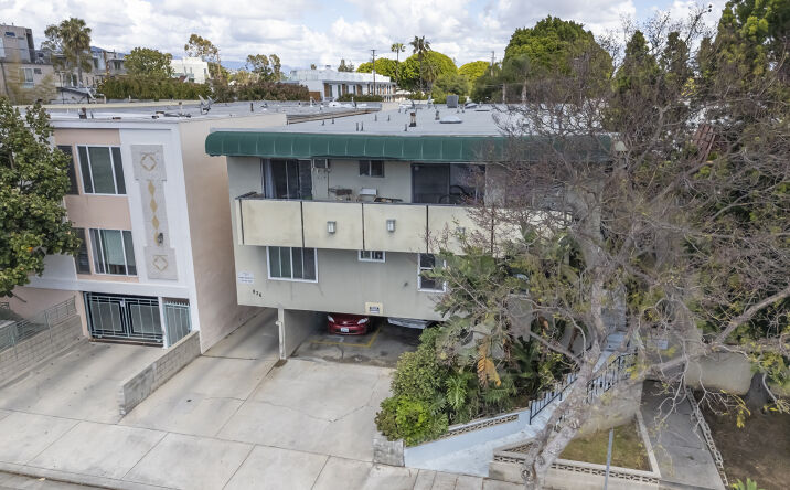 image of property at 936 N ORANGE GROVE AVE W Hollywood CA 90046-7227