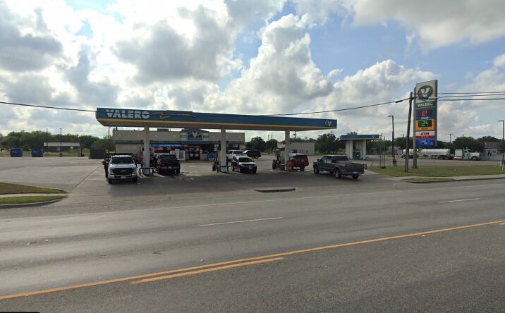 Pictures of Retail property located at 201 South Broadway, Premont, TX 78375 for sales - image #1