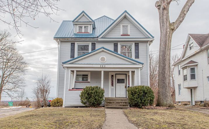 Pictures of Multifamily, Special Purpose property located at 826 michigan ave, youngstown, OH 44504 for sales - image #1