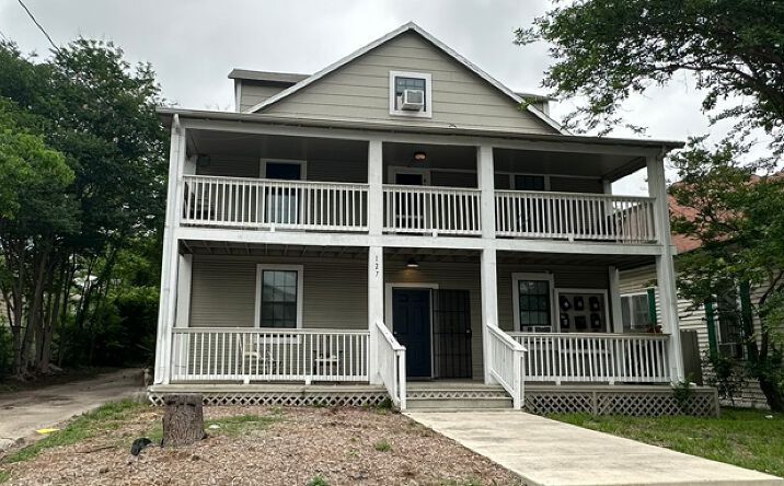 Pictures of Multifamily property located at 127 Sandmeyer, San Antonio, TX 78208 for sales - image #1
