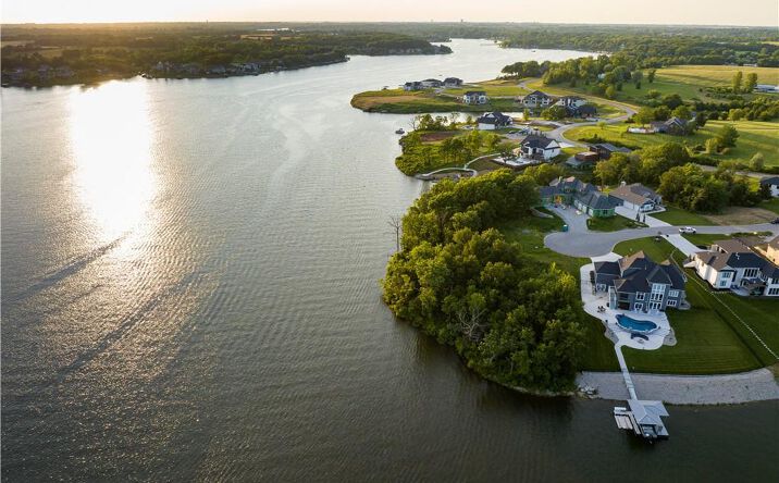 Pictures of Land, Multifamily property located at 12 Omaha Circle, Lake Winnebago, MO 64034 for sales - image #1