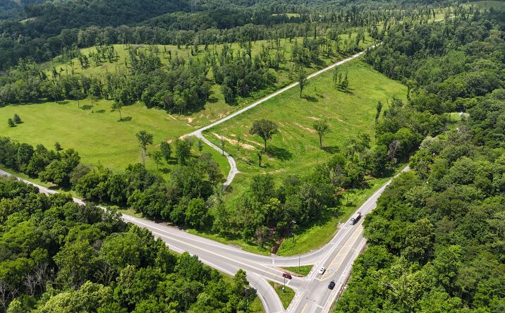 Pictures of Land property located at 1037 Fairview Blvd, Fairview, TN 37221 for sales - image #1