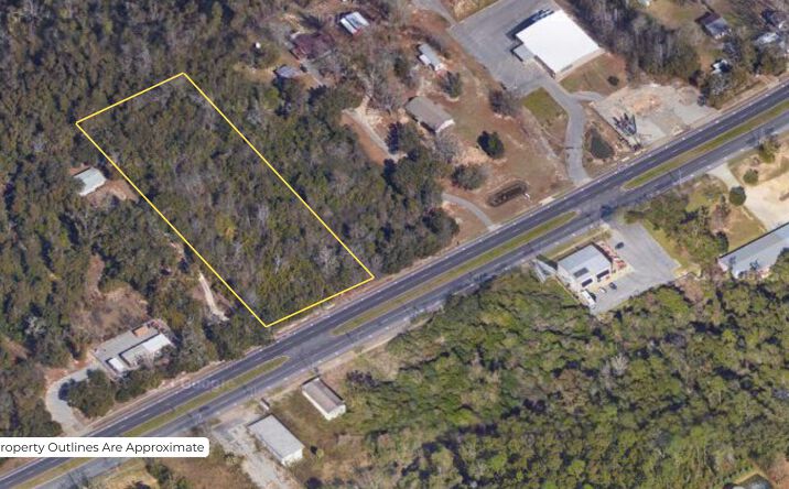 Pictures of Land property located at 9839 N Davis Hwy, Pensacola, FL 32514 for sales - image #1