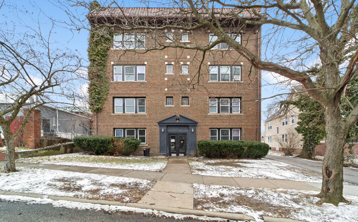 Pictures of Multifamily property located at 1690 Eddington Rd, Cleveland Heights, OH 44118 for sales - image #1