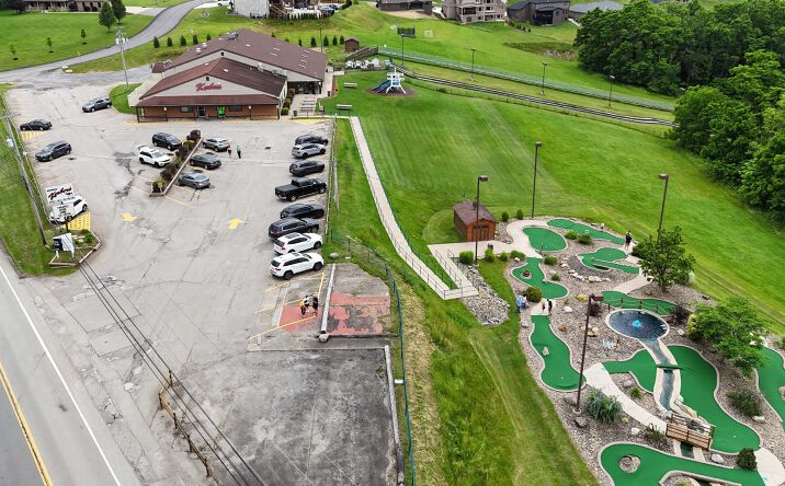 Pictures of Retail property located at 1856 Guffey Road, Irwin, PA 15642 for sales - image #1