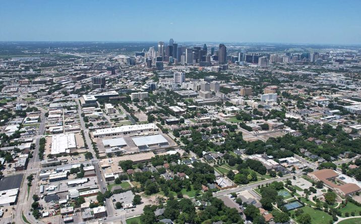 Pictures of Land property located at 215 N Carroll Ave, Dallas, TX 75246 for sales - image #1