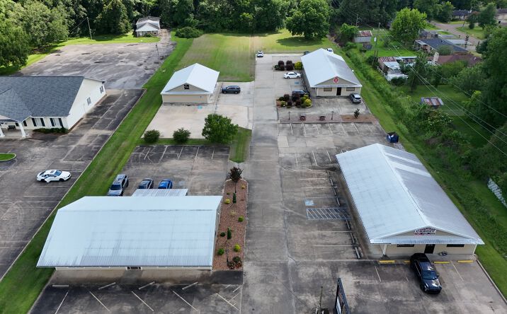 Pictures of Mixed Use, Office property located at 310 Acton Road, Marksville, LA 71351, Marksville, LA 71351 for sales - image #1