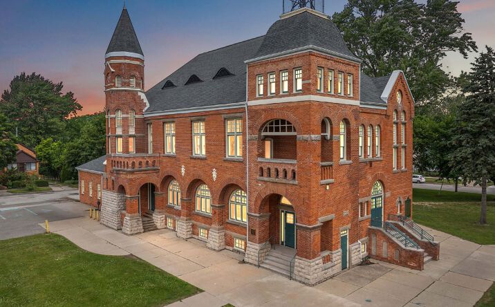Pictures of Multifamily, Office, Retail property located at 300 Broadway St, Marine City, MI 48039 for sales - image #1