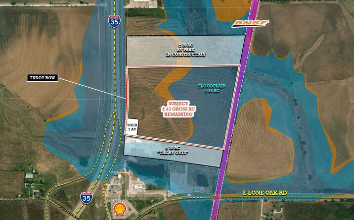 Pictures of Land property located at 12711 I-35, Valley View, TX 76272 for sales - image #1