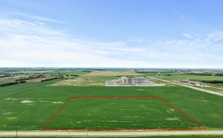 Pictures of Land property located at TBD 16th St SW, Minot, ND 58701 for sales - image #1