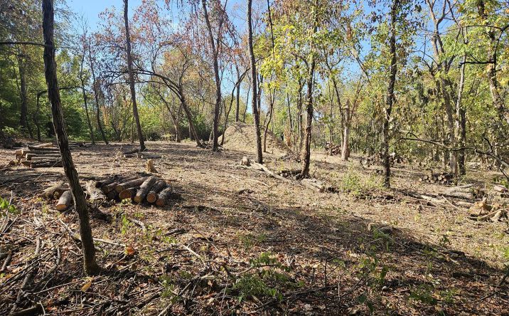 Pictures of Land property located at 3045 Alkire Road, Columbus, OH 43228 for sales - image #1