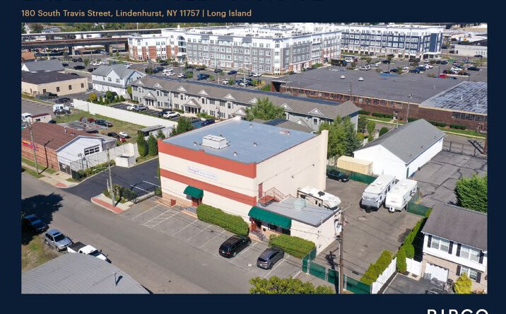 image of property at 180 TRAVIS ST Lindenhurst NY 11757-5025