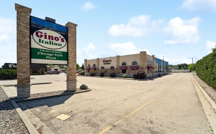 Pictures of Retail property located at 584 W JOHNSON, Fond Du Lac, WI 54935 for sales - image #1
