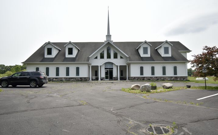 Pictures of Special Purpose property located at 9537 S Clinton Trail, Eaton Rapids, MI 48827 for sales - image #1