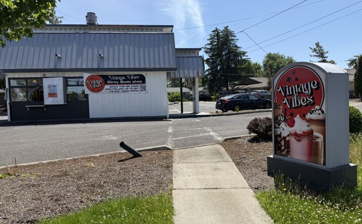 Pictures of Retail property located at 1605 W Main St, Medford, OR 97501 for sales - image #1