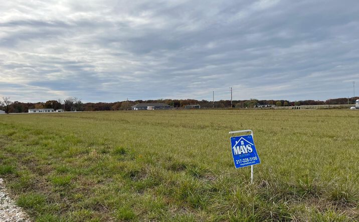 image of property at RED OAK ESTATES Maywood MO 63454