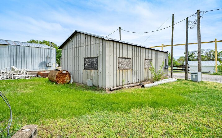 Pictures of Land property located at 100 S MAIN Street, Forest City, IL 61532 for sales - image #1