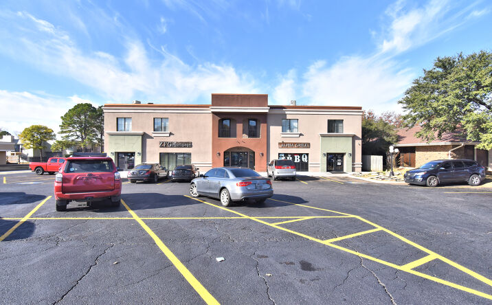 Pictures of Office property located at 6670 S Lewis Ave, Tulsa, OK 74136 for sales - image #1
