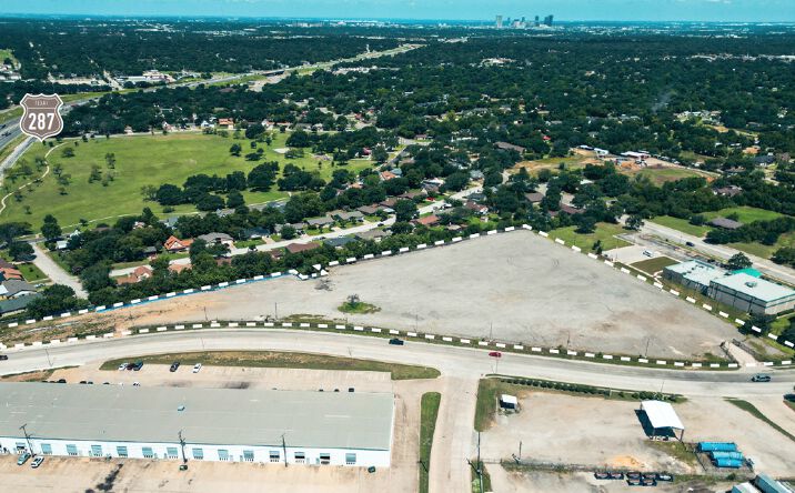 Pictures of Land property located at 4550 Village Creek Rd, Fort Worth, TX 76119 for sales - image #1