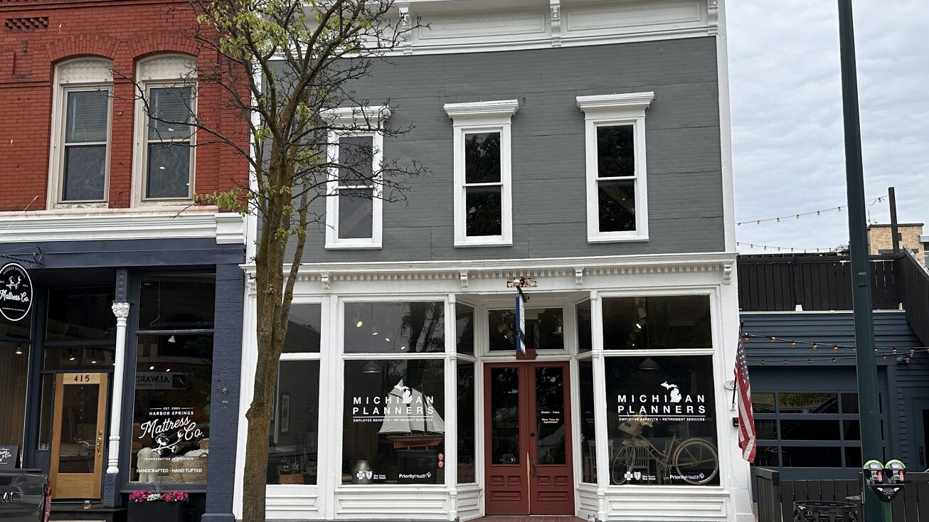 417 S Union St, Traverse City, MI 49684 | Crexi.com