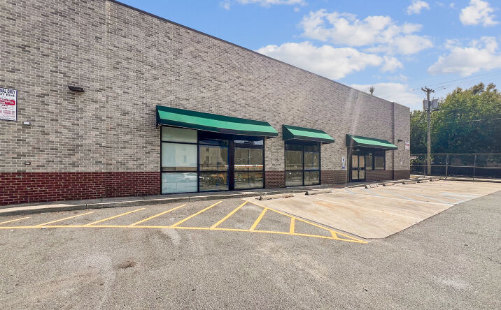 Pictures of Multifamily, Retail property located at 2380 John F. Kennedy Blvd, Jersey City, NJ 07304 for sales - image #1