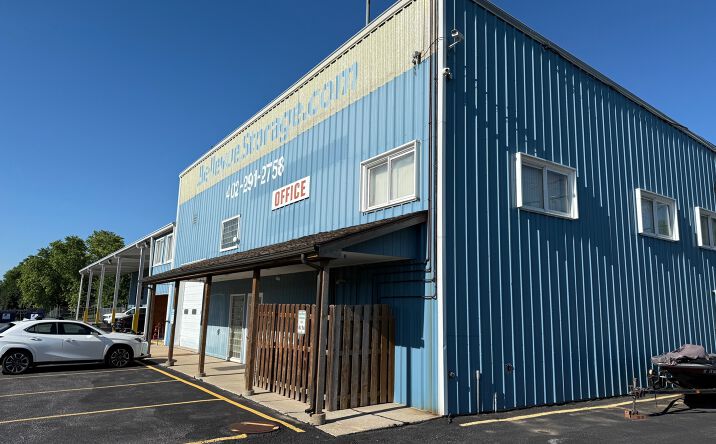Pictures of Self Storage property located at 813 Thurston Ave, Bellevue, NE 68123 for sales - image #1