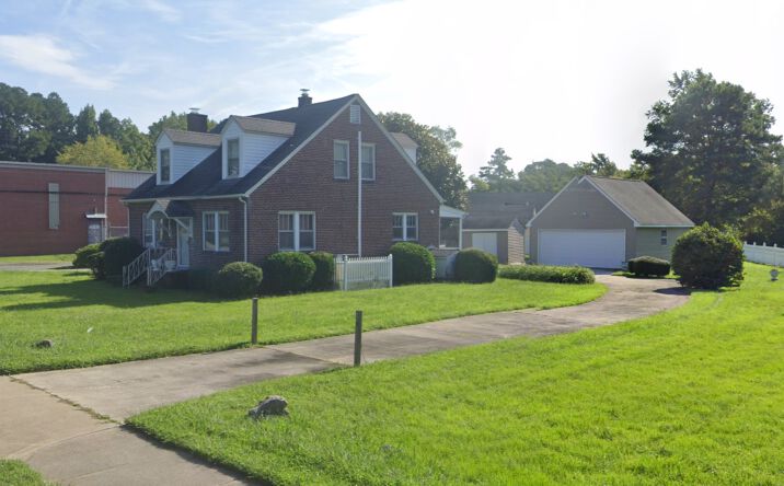 Pictures of Office property located at 361 Battlefield Blvd N, Chesapeake, VA 23320 for sales - image #1