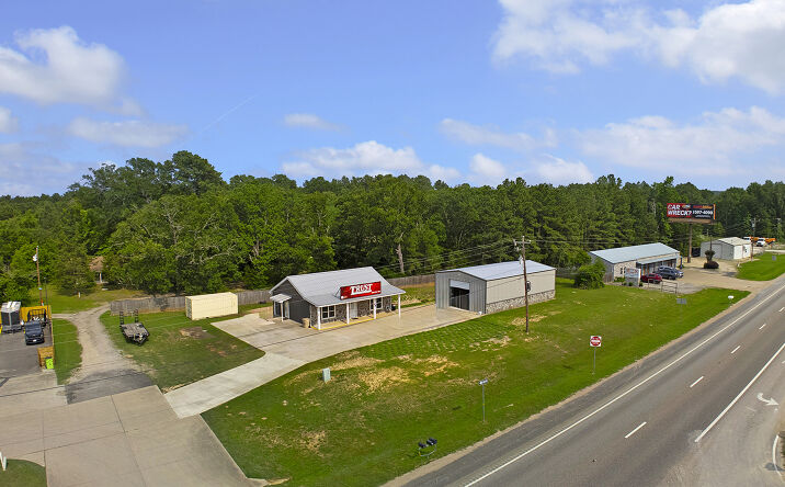 Pictures of Office property located at 20921 US-69, Tyler, TX 75703 for sales - image #1