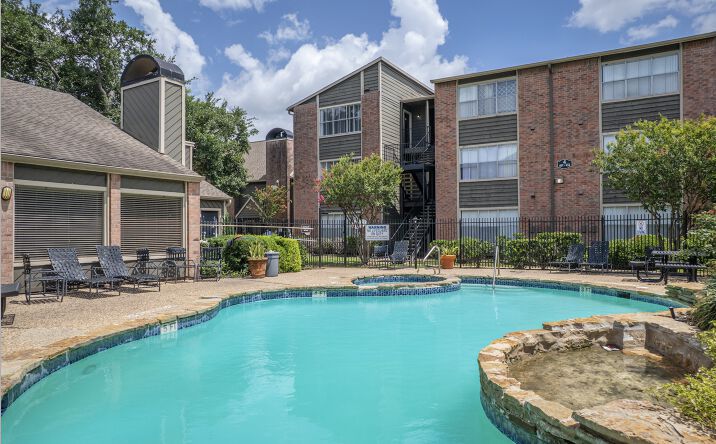 Pictures of Multifamily property located at 9301 Dairy View Ln, Houston, TX 77099 for sales - image #1