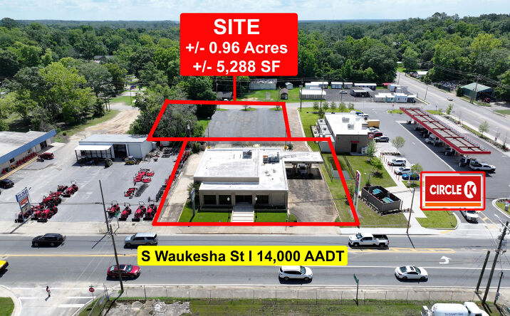 Pictures of Land, Office, Retail property located at 406 S Waukesha St, Bonifay, FL 32425 for sales - image #1
