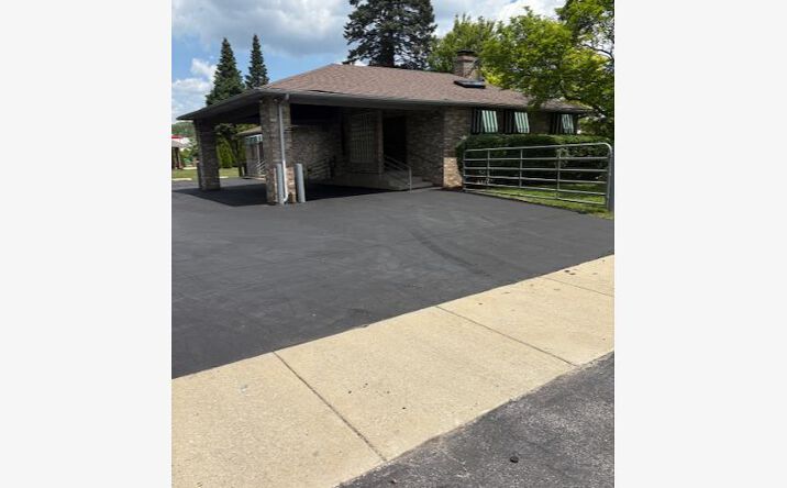 Pictures of Retail, Office property located at 1200 N. Green Bay Rd., Waukegan, IL 60085 for sales - image #1