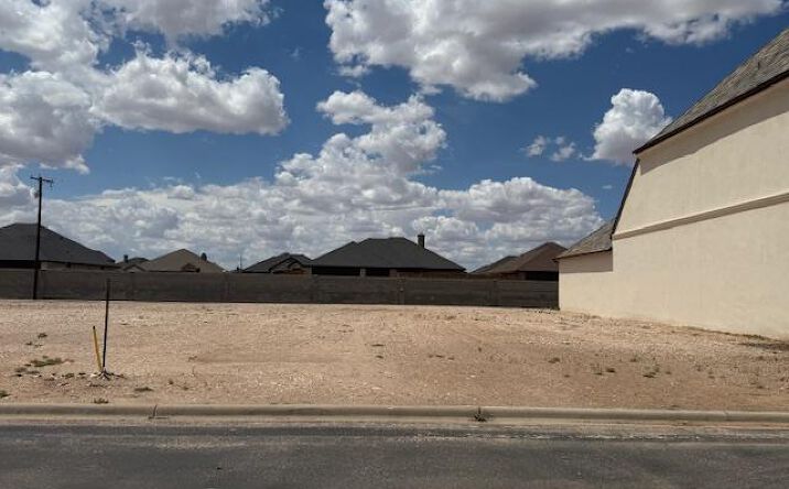 Pictures of Land, Multifamily property located at 113 The Villas, Odessa, TX 79765 for sales - image #1