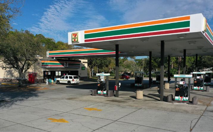 Pictures of Retail property located at 3855 Tampa Road, Oldsmar, FL 34677 for comps - image #1