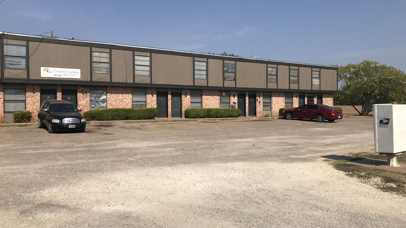 350 N. Avenue D, Crawford, TX 76638 Retail Property for Sale
