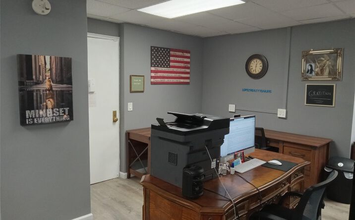 Pictures of Office property located at 1725 edison Avenue LOBBY A /B, New York, NY 10461 for sales - image #1