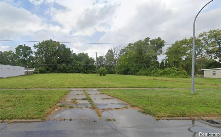 Pictures of Multifamily, Land property located at 27480 Five Mile Rd, Livonia, MI 48154 for sales - image #1