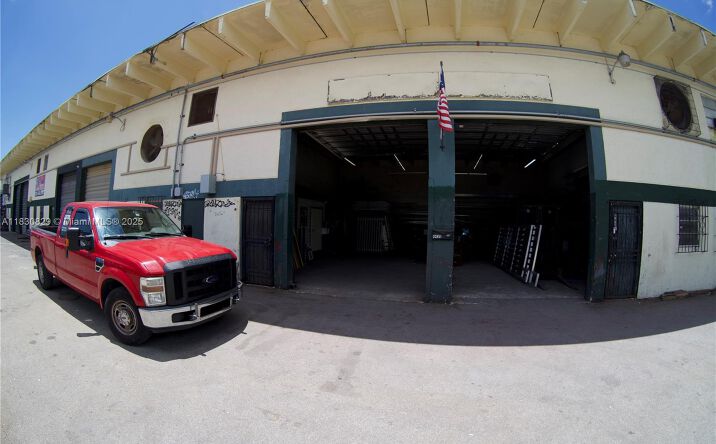 Pictures of Business for Sale, Industrial property located at 4471 SW 75th Ave, Miami, FL 33155 for sales - image #1